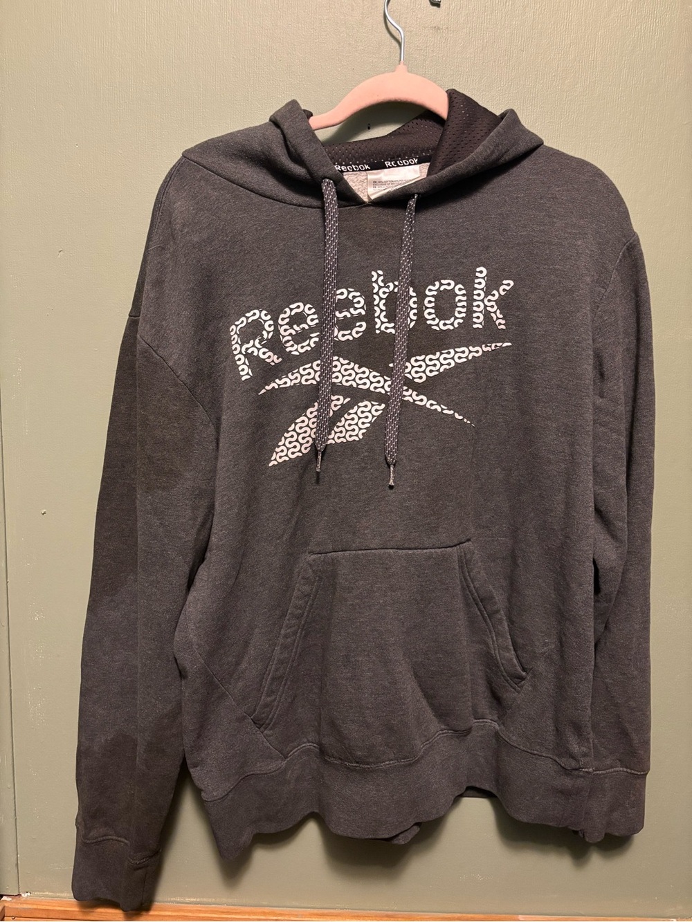 Reebok Men's Charcoal Gray Logo Pullover Hoodie